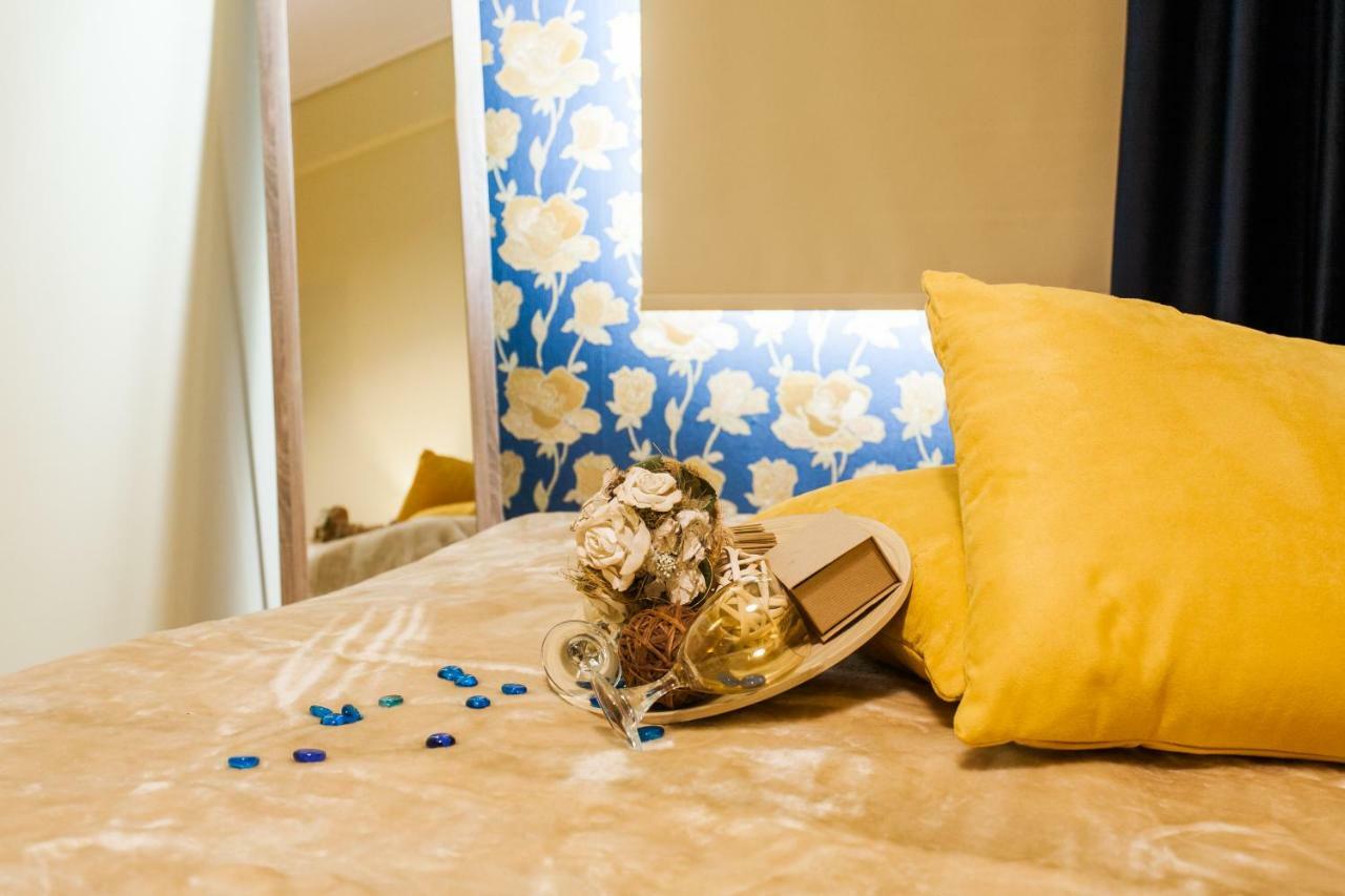 Private Central View Rooms In Apartment Near To Acropolis Metro Station Athen Eksteriør billede