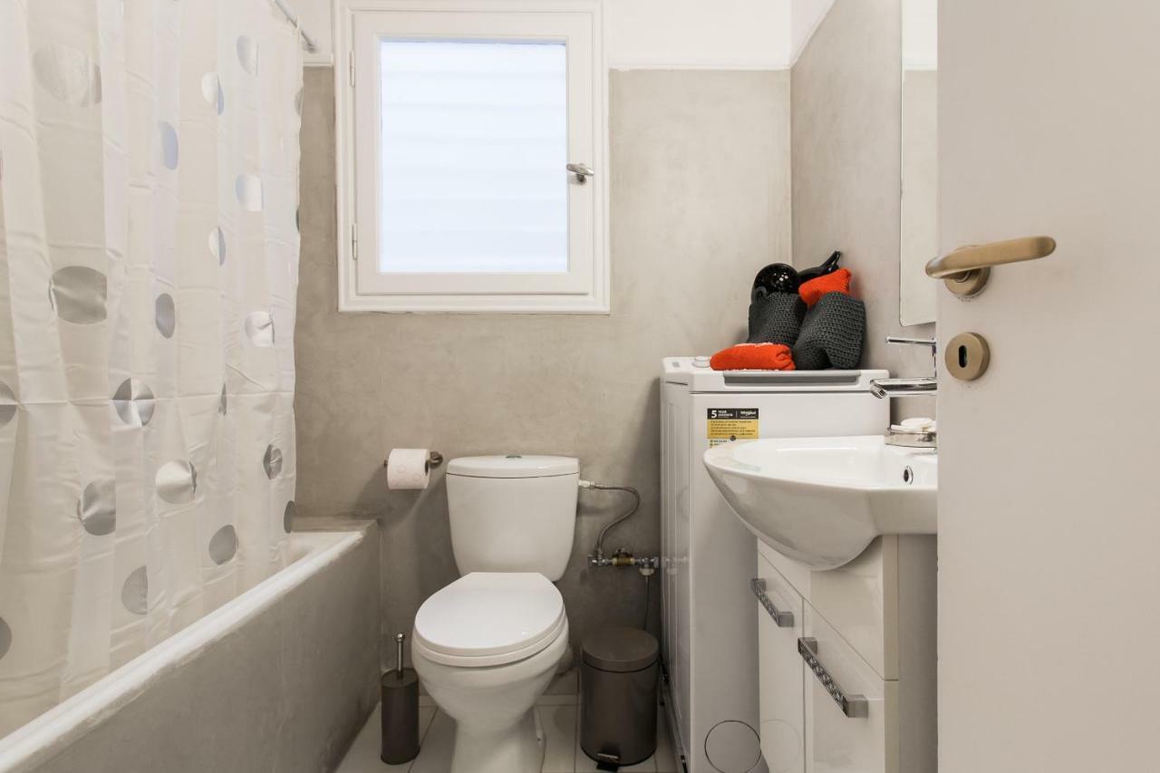 Private Central View Rooms In Apartment Near To Acropolis Metro Station Athen Eksteriør billede